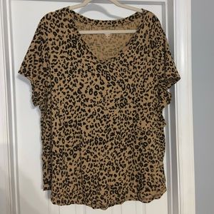 NWOT, vneck size XXL